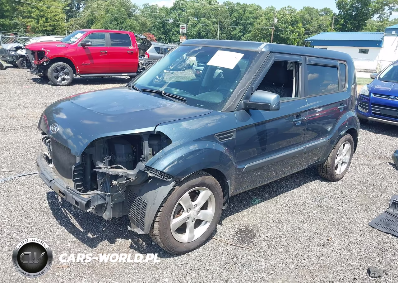 2011 Kia Soul + VIN:KNDJT2A21B7312782 - 2