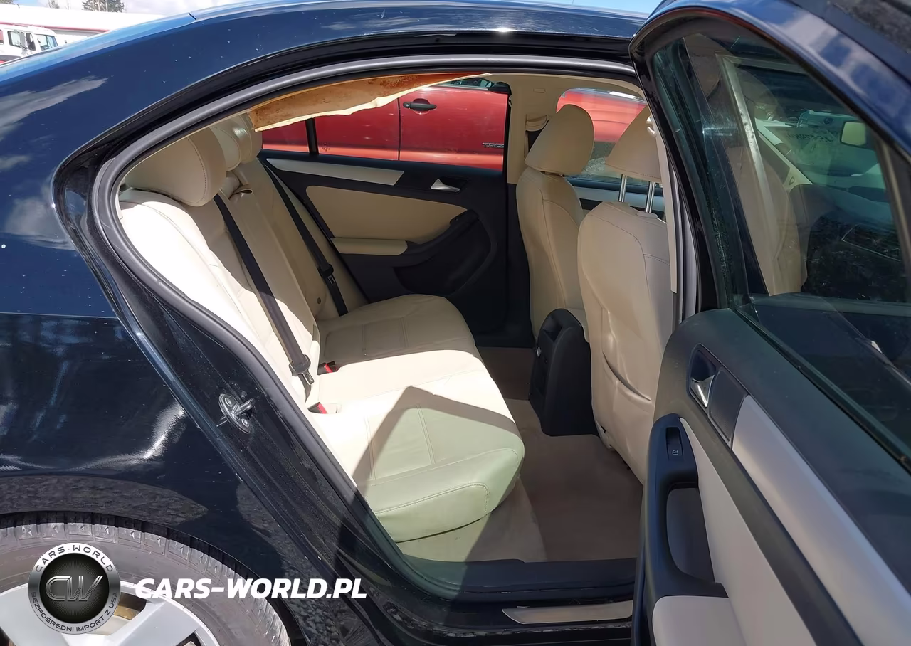 2011 Volkswagen Jetta 2.0L Tdi VIN:3VW3L7AJ9BM031118 - 19