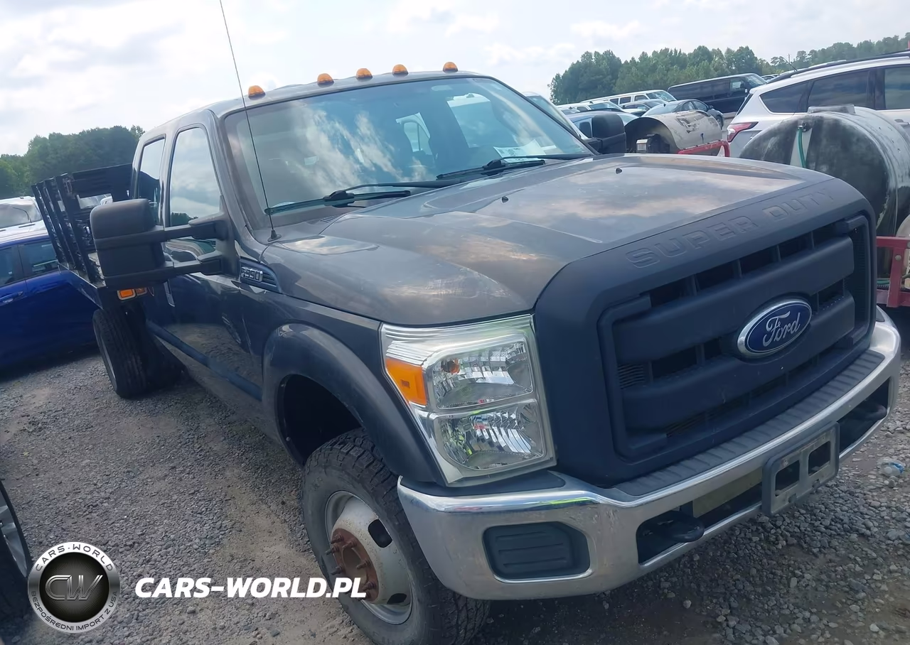 2016 Ford F-350 Chassis Xl