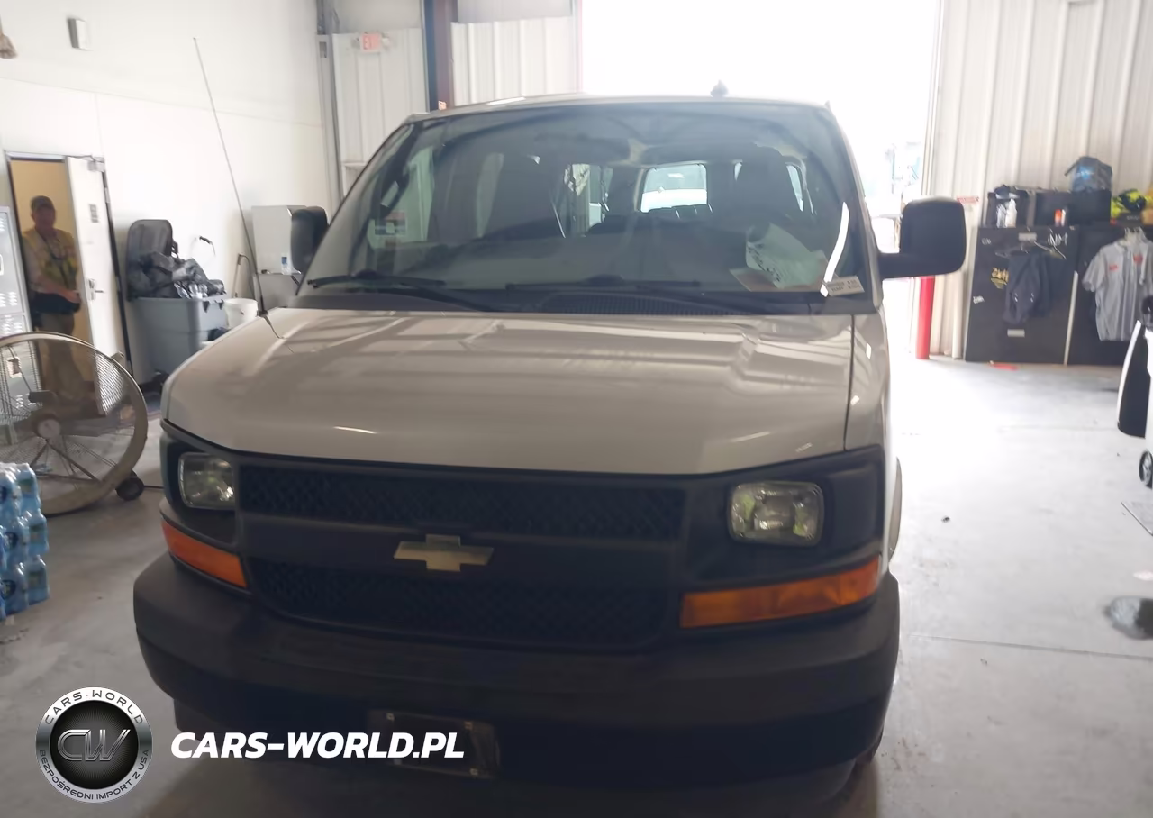 2017 Chevrolet Express 3500 Ls VIN:1GAZGNFG0H1293482 - 12