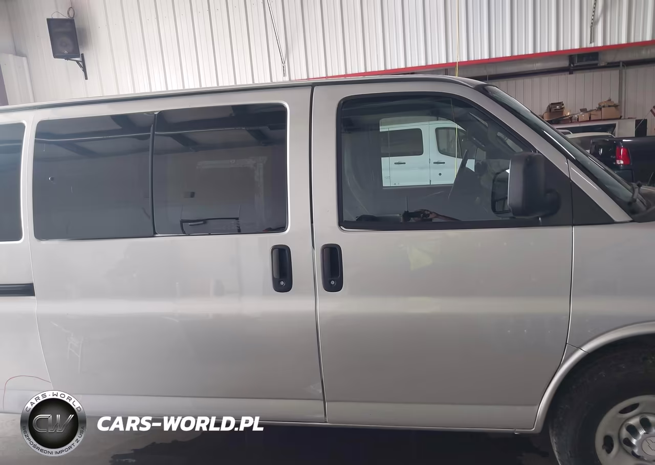 2017 Chevrolet Express 3500 Ls VIN:1GAZGNFG0H1293482 - 13