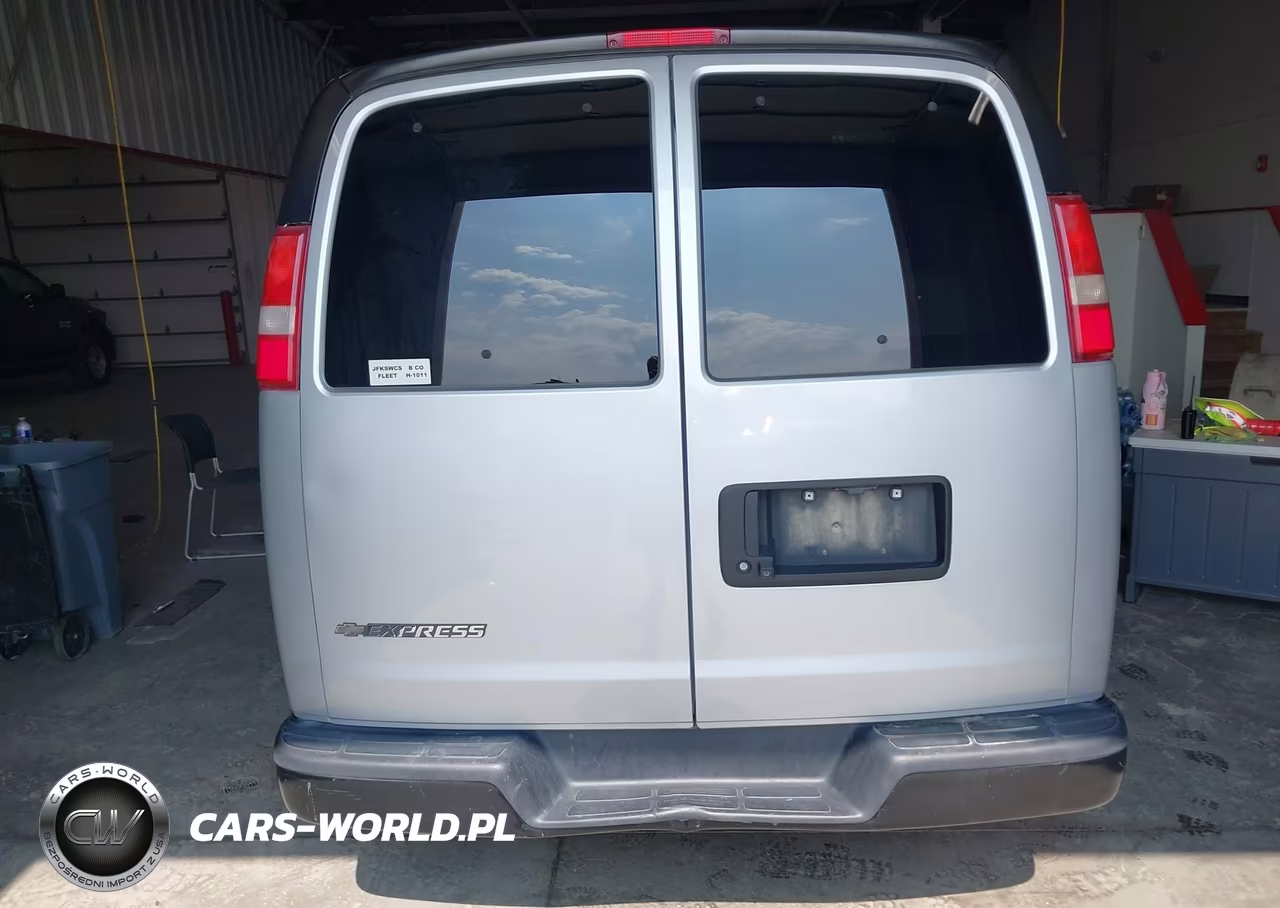 2017 Chevrolet Express 3500 Ls VIN:1GAZGNFG0H1293482 - 16