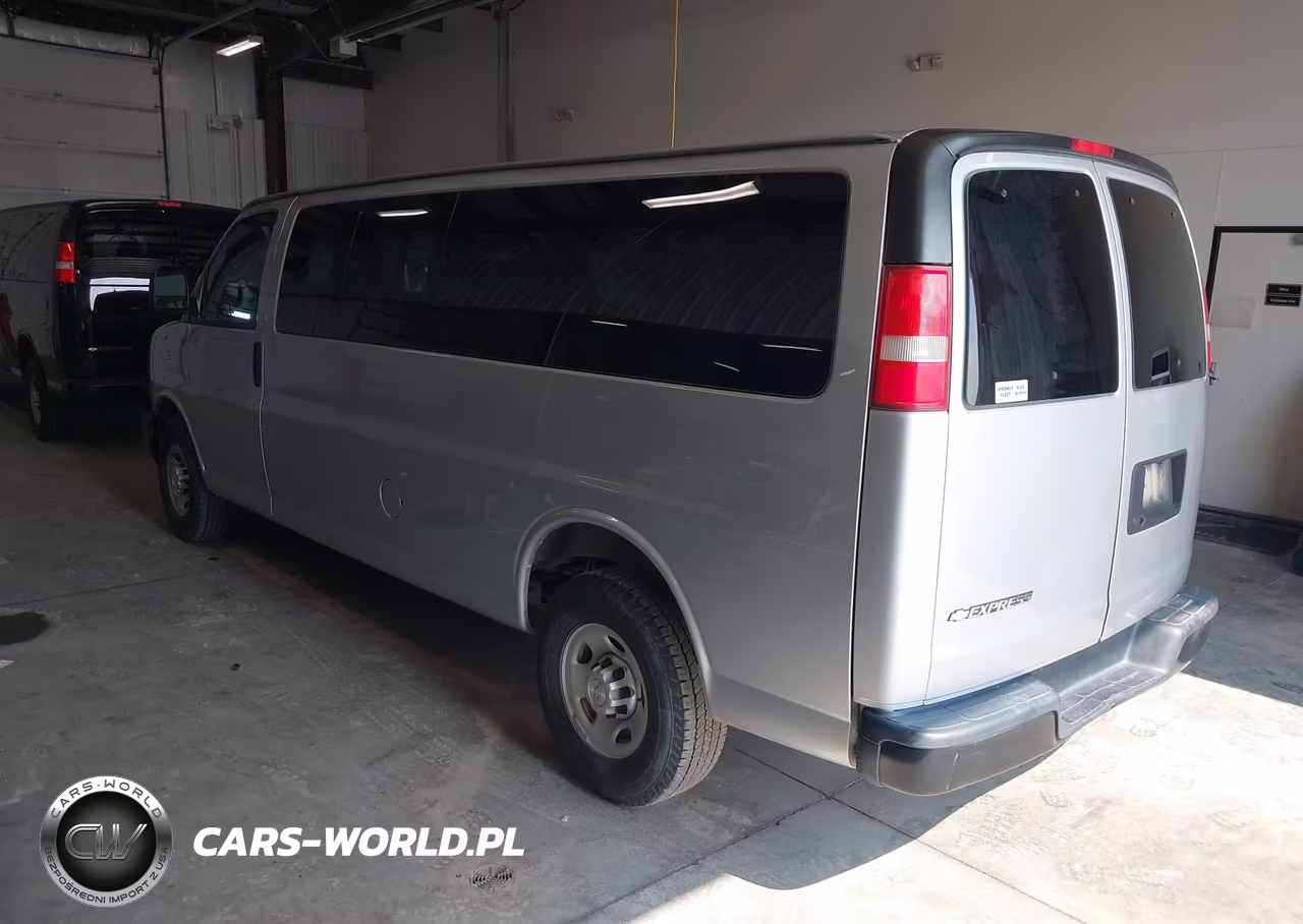 2017 Chevrolet Express 3500 Ls VIN:1GAZGNFG0H1293482 - 3
