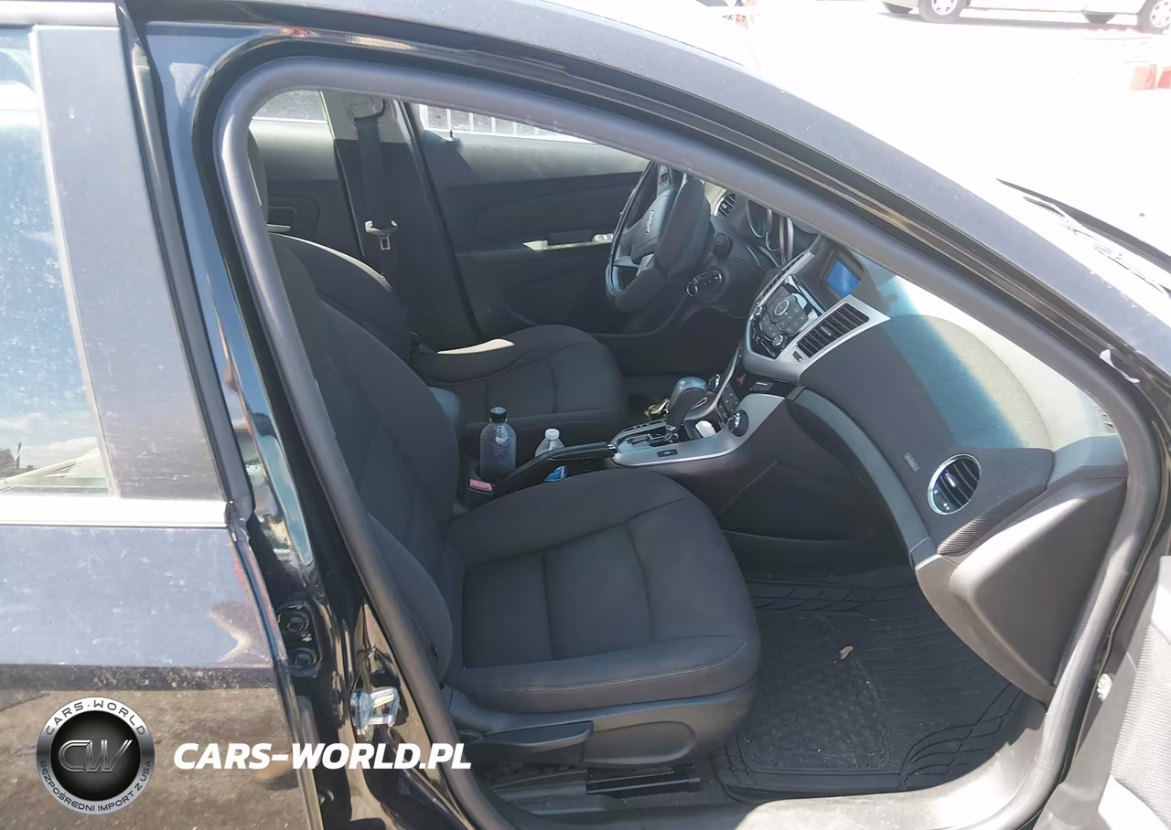 2012 Chevrolet Cruze Lt VIN:1G1PE5SC9C7310849 - 5