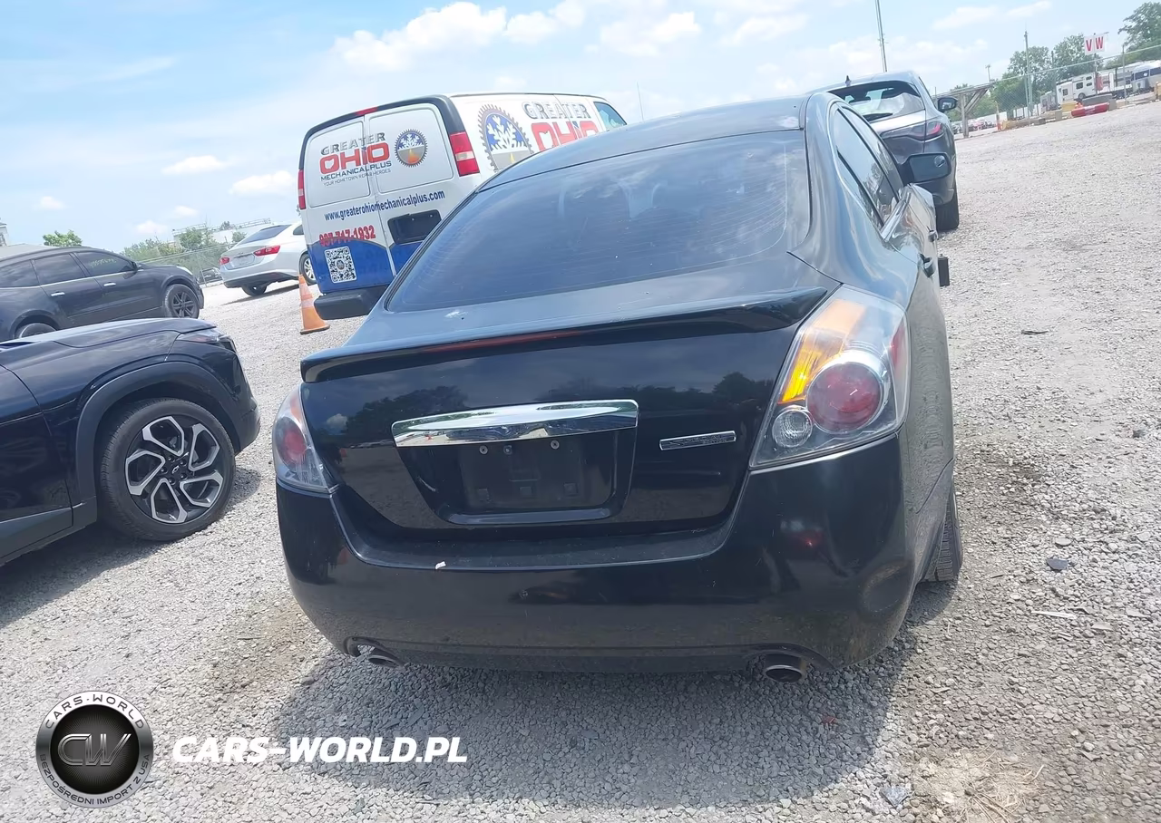 2011 Nissan Altima 2.5 S VIN:1N4AL2AP8BC172366 - 17