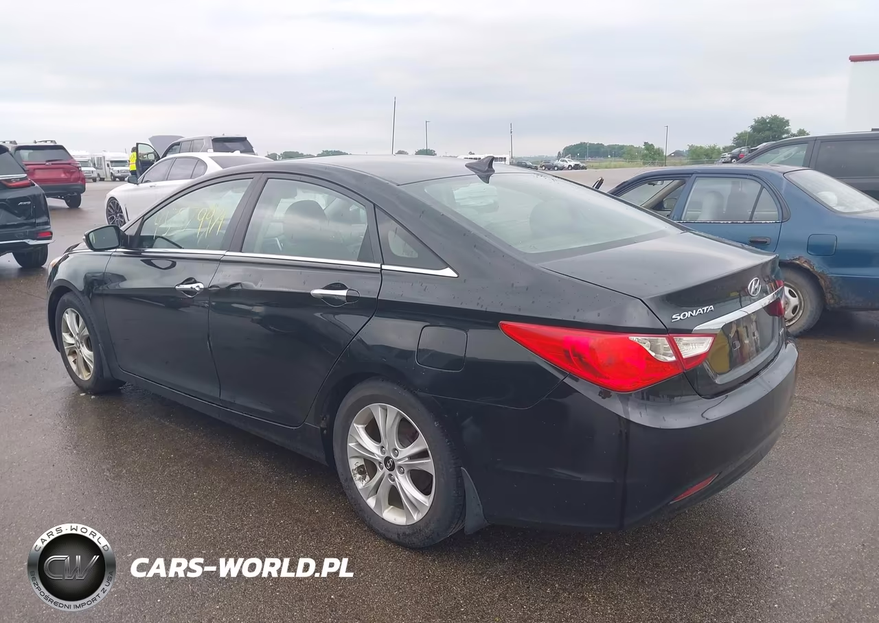 2011 Hyundai Sonata Limited VIN:5NPEC4AC4BH130866 - 3