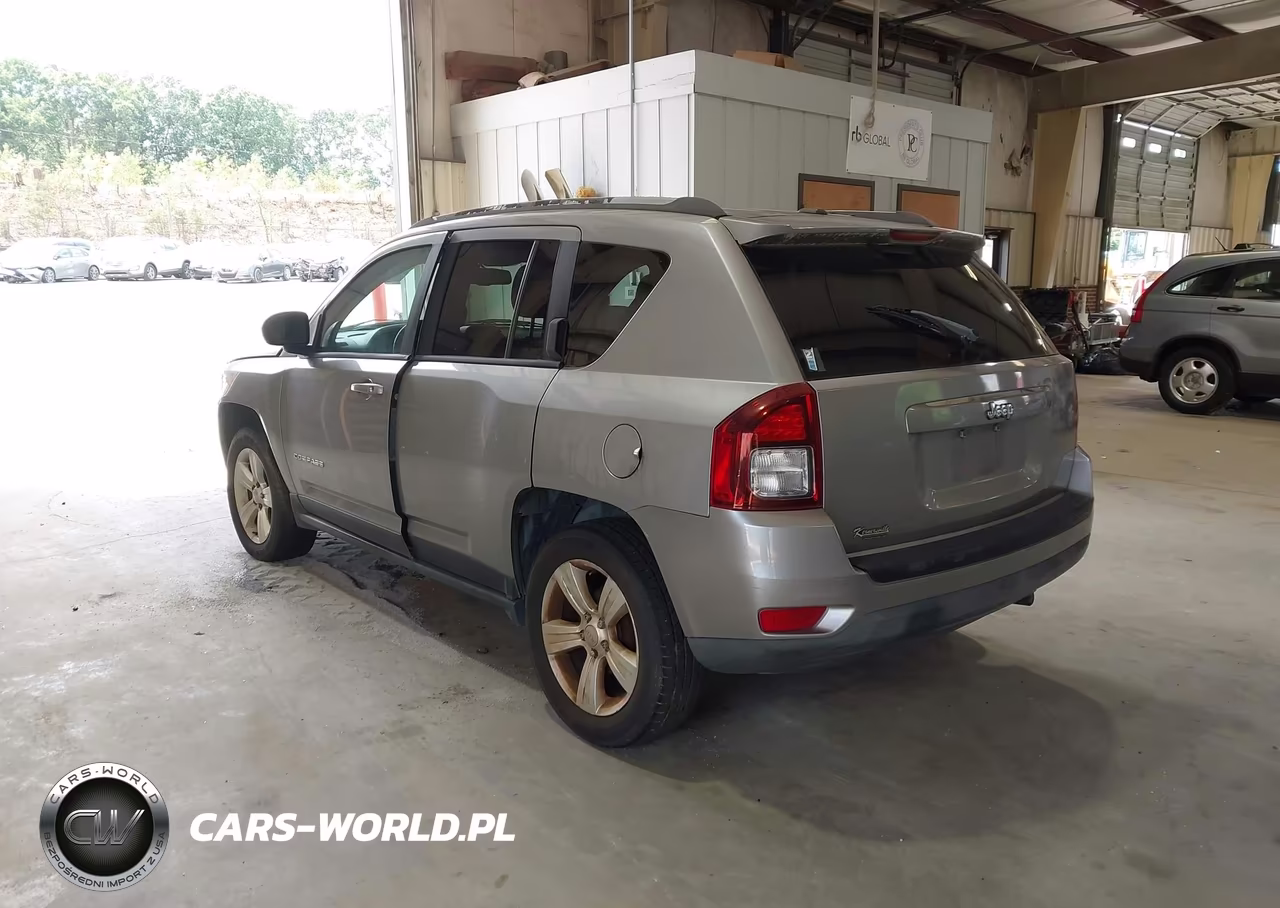 2017 Jeep Compass Sport VIN:1C4NJCBA0HD123859 - 3