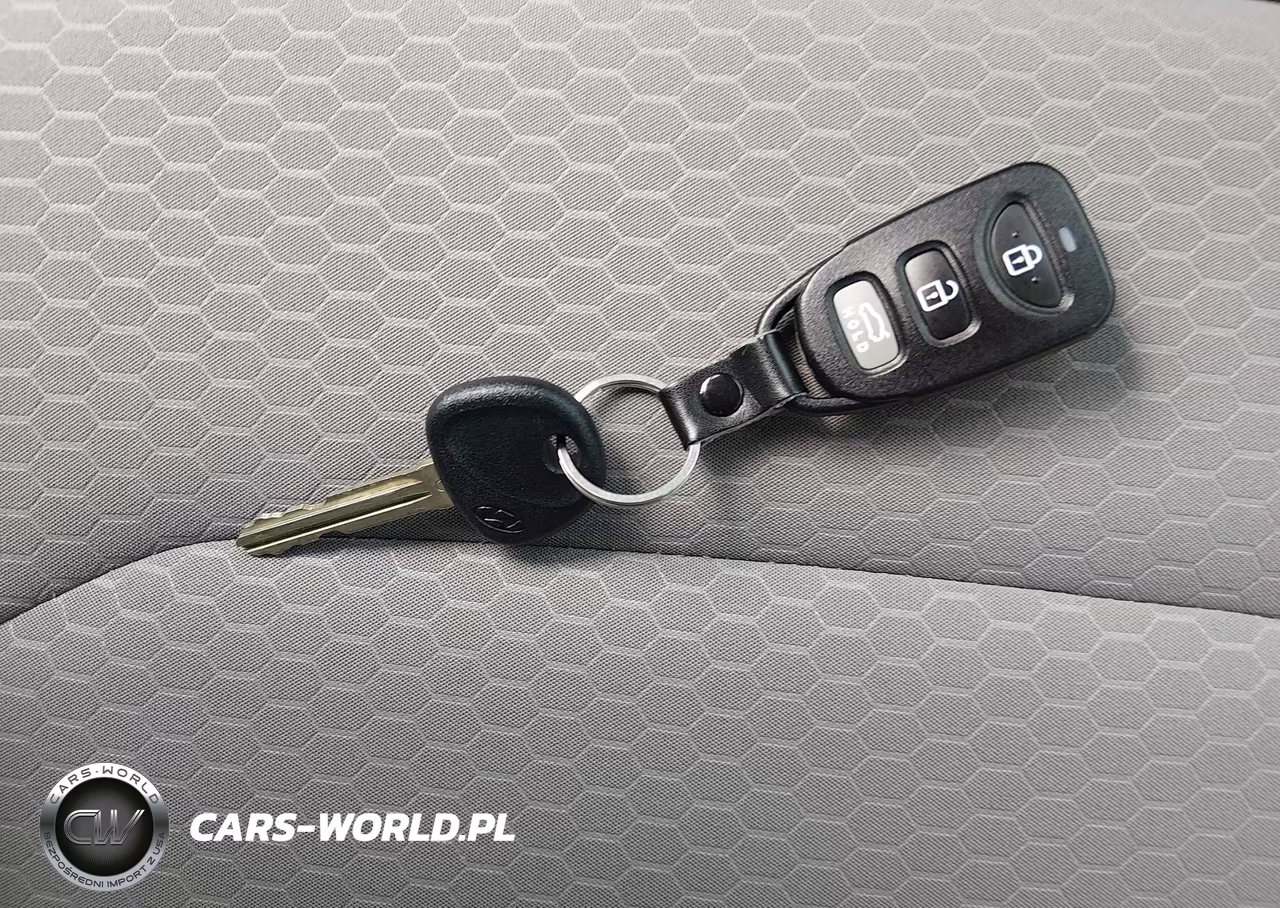 2020 Hyundai Elantra Se VIN:5NPD74LF9LH603170 - 11