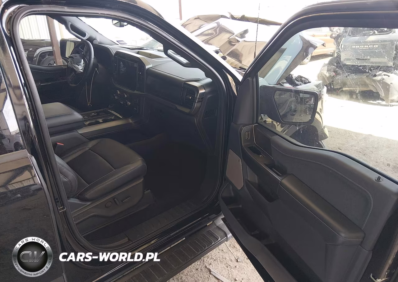2025 Ford F-150 Lariat VIN:1FTFW5L52SKE79770 - 5