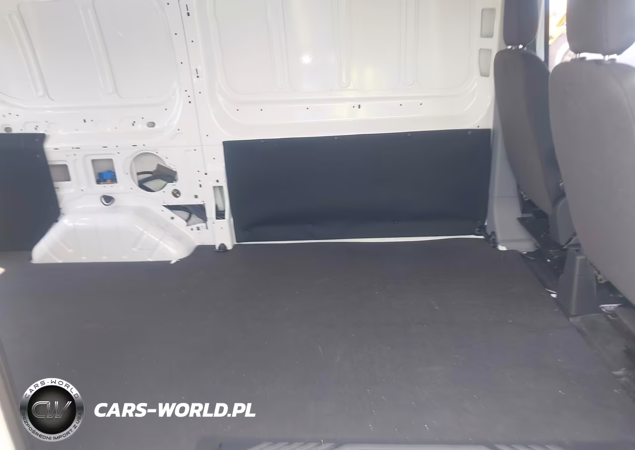 2018 Ford Transit-150 VIN:1FTYE1ZM2JKB09470 - 8