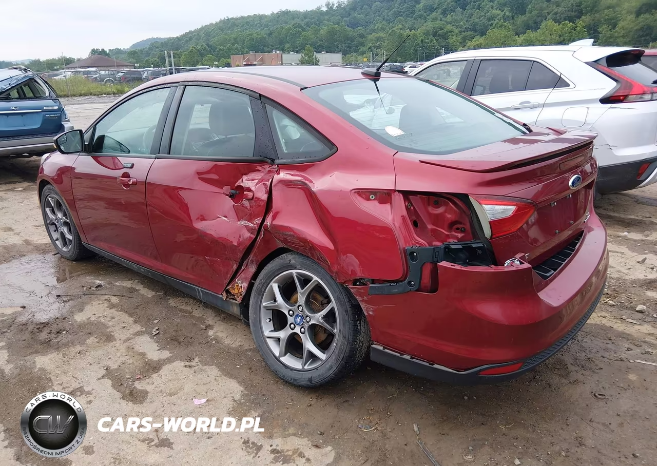 2013 Ford Focus Se VIN:1FADP3F29DL218956 - 3
