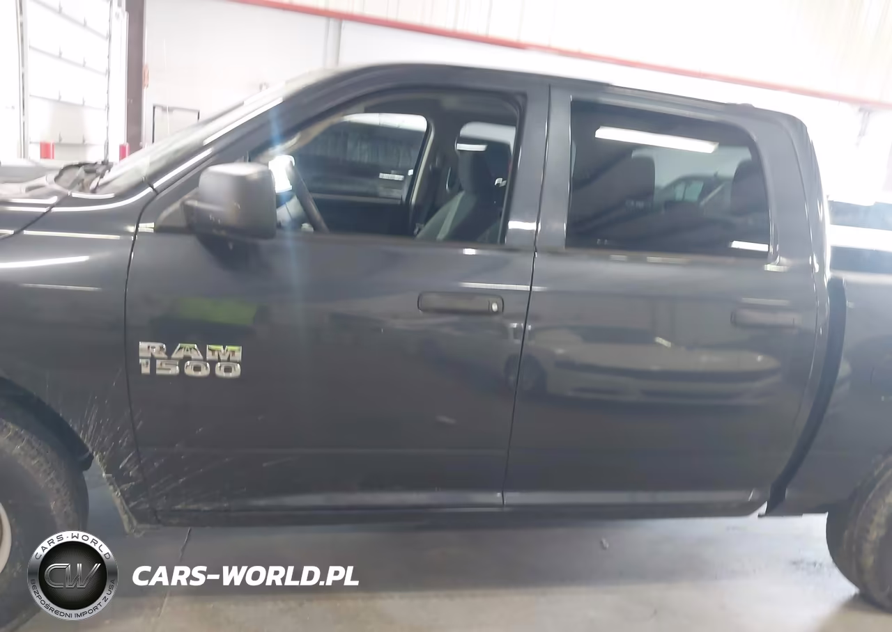 2018 Ram 1500 Tradesman 4X4 5'7 Box VIN:1C6RR7KG2JS306744 - 14