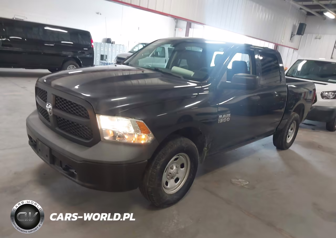 2018 Ram 1500 Tradesman 4X4 5'7 Box VIN:1C6RR7KG2JS306744 - 2