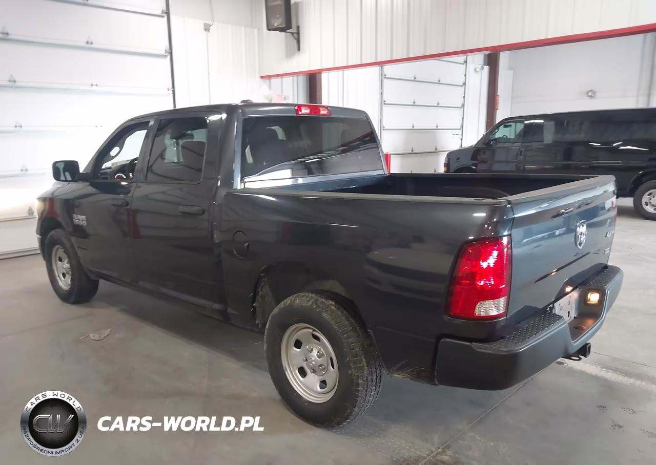 2018 Ram 1500 Tradesman 4X4 5'7 Box VIN:1C6RR7KG2JS306744 - 3