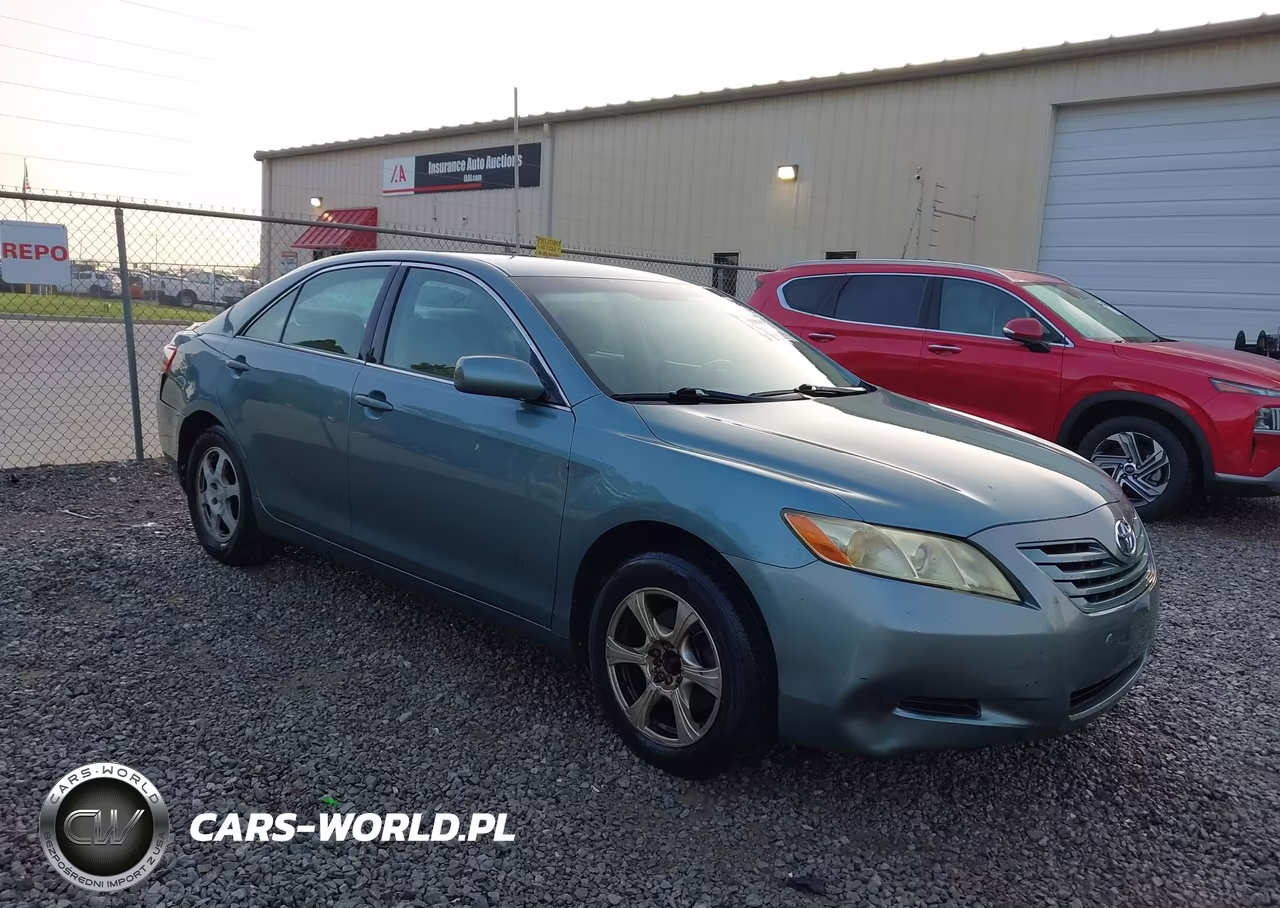 2008 Toyota Camry Le – zdjęcie 1 z 11