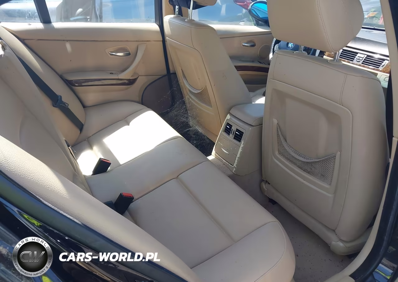 2007 BMW 328Xi VIN:WBAVC93557KX58954 - 8