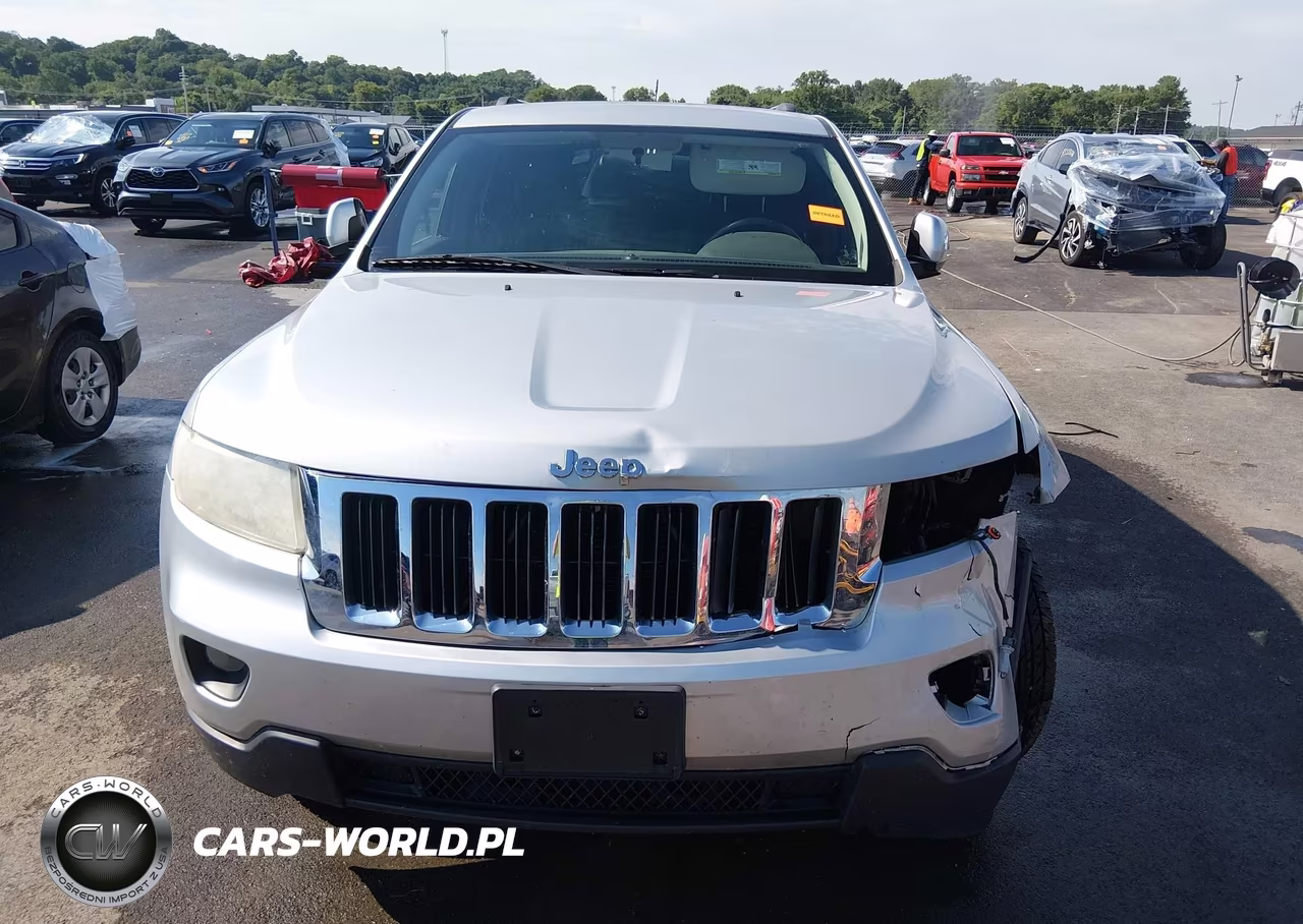 2013 Jeep Grand Cherokee Laredo VIN:1C4RJFAG7DC548455 - 12