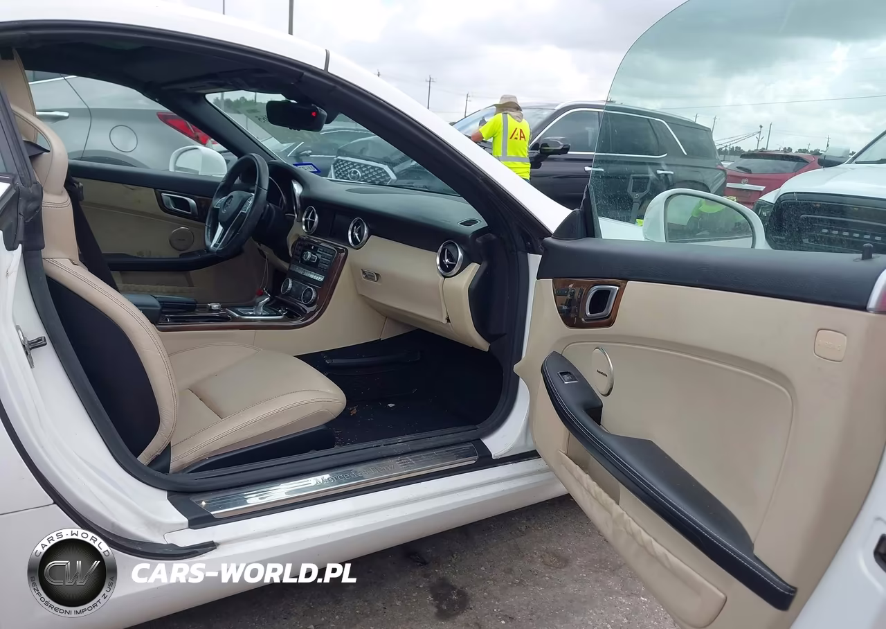 2016 Mercedes-Benz Slk 300 VIN:WDDPK3JAXGF120273 - 5