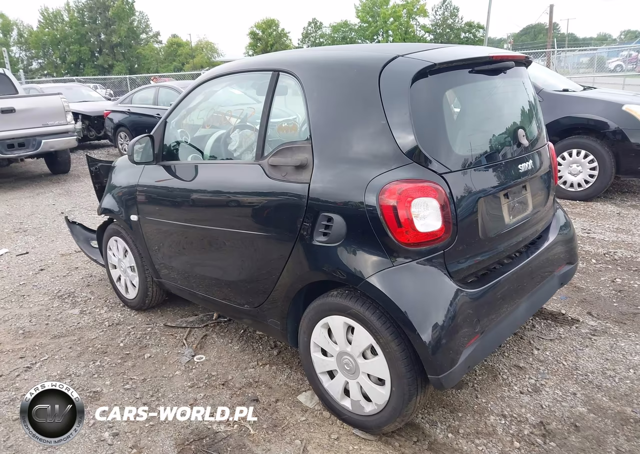 2016 Smart Fortwo Pure VIN:WMEFJ5DA3GK071054 - 3