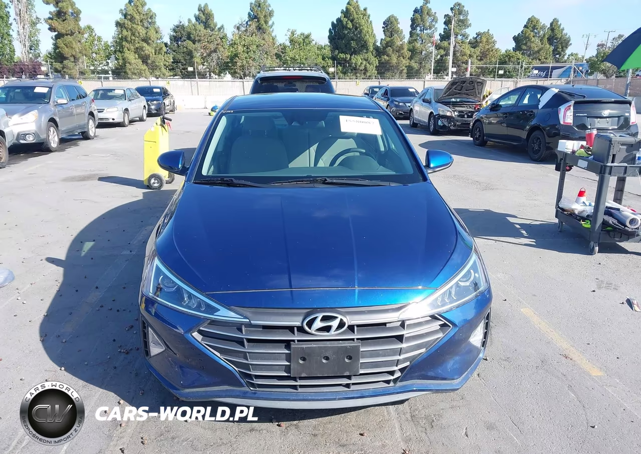 2019 Hyundai Elantra Sel VIN:5NPD84LF7KH465186 - 12