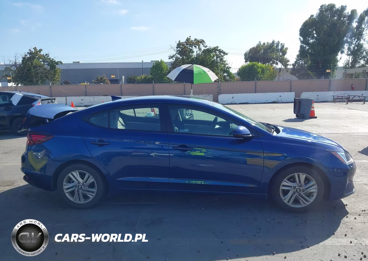 2019 Hyundai Elantra Sel VIN:5NPD84LF7KH465186 - 13