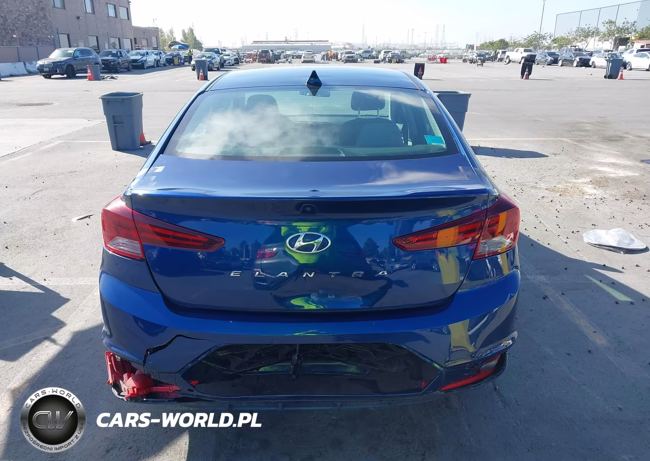 2019 Hyundai Elantra Sel VIN:5NPD84LF7KH465186 - 16