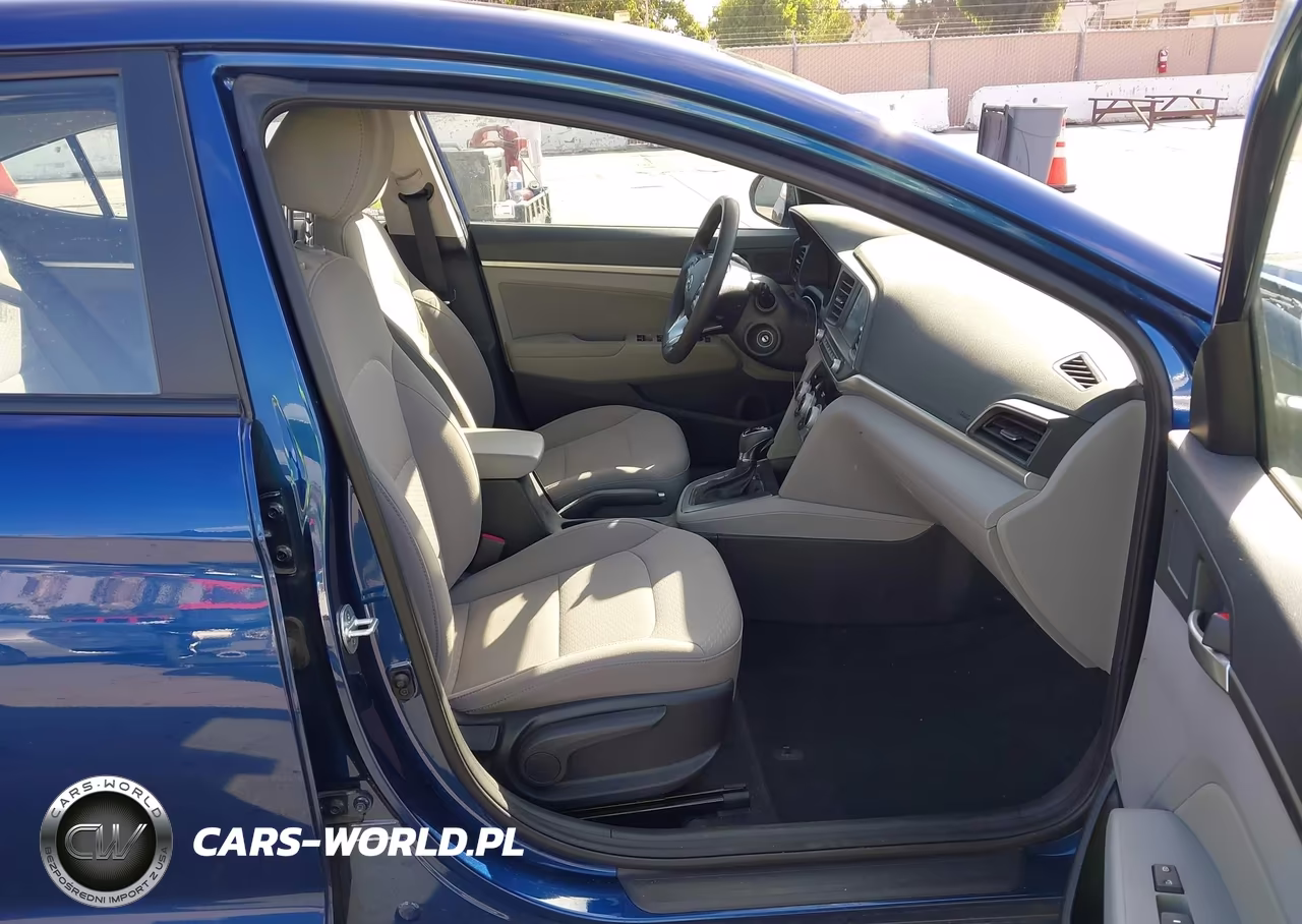 2019 Hyundai Elantra Sel VIN:5NPD84LF7KH465186 - 5