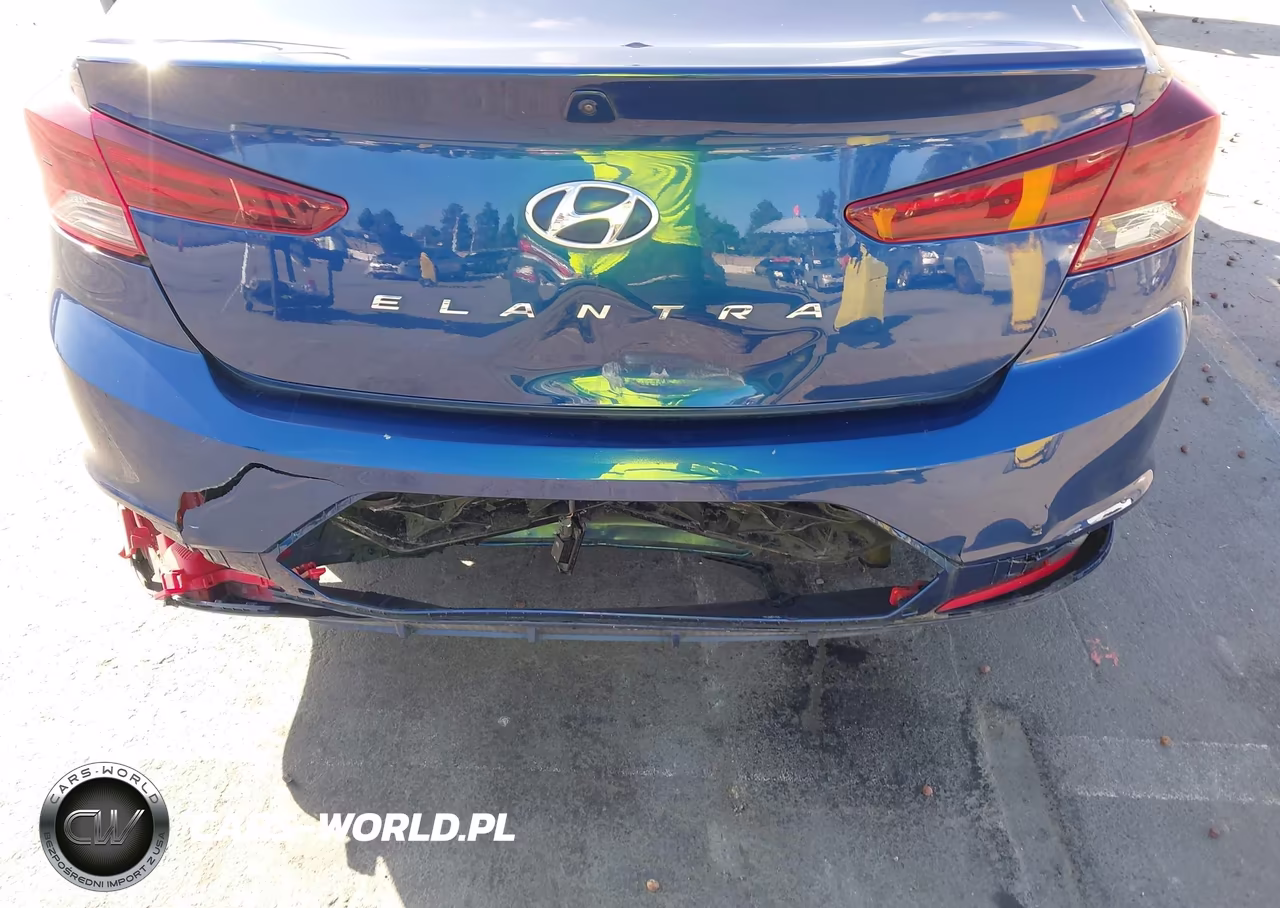 2019 Hyundai Elantra Sel VIN:5NPD84LF7KH465186 - 6