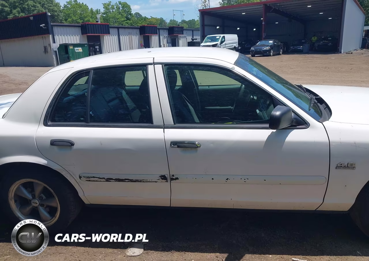 2011 Ford Crown Victoria Police Interceptor VIN:2FABP7BV0BX108537 - 13
