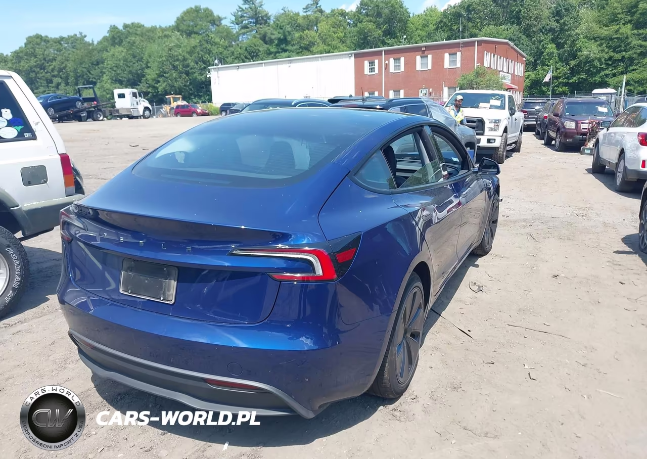 2025 Tesla Model 3 Long Range Rear-Wheel Drive-Standard Rear-Wheel Drive VIN:5YJ3E1EA9SF025280 - 4