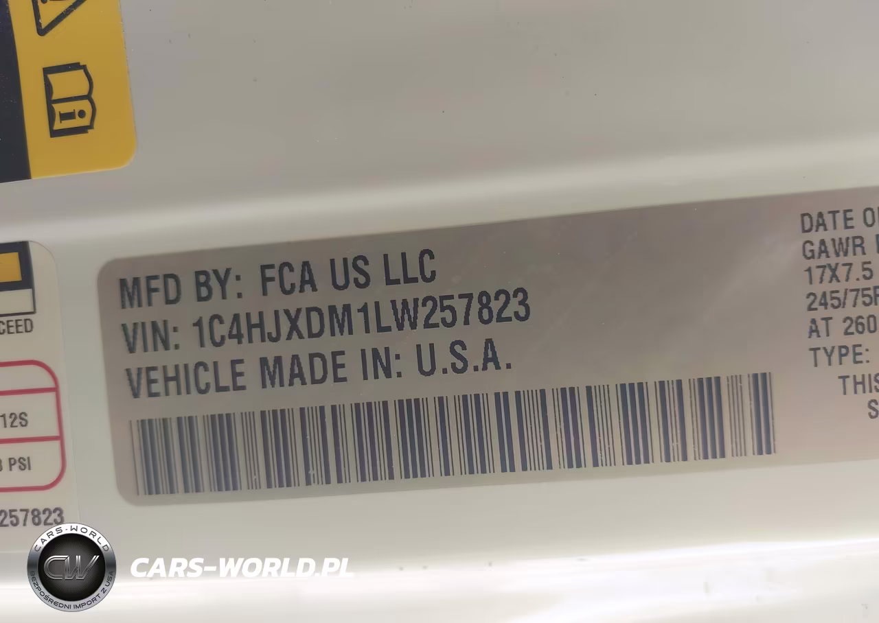 2020 Jeep Wrangler Unlimited Sport S 4X4 VIN:1C4HJXDM1LW257823 - 9
