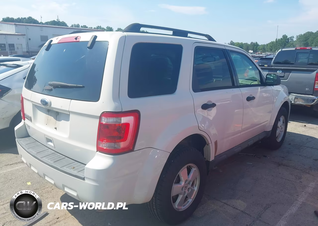 2012 Ford Escape Xlt VIN:1FMCU9D73CKC56134 - 4