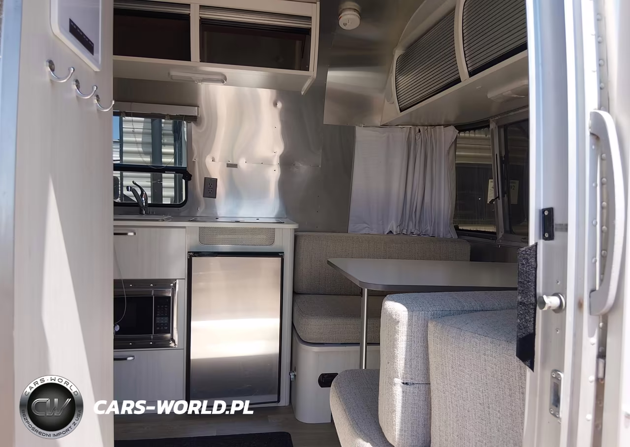 2021 Airstream Other VIN:1STHMAC16MJ555991 - 5