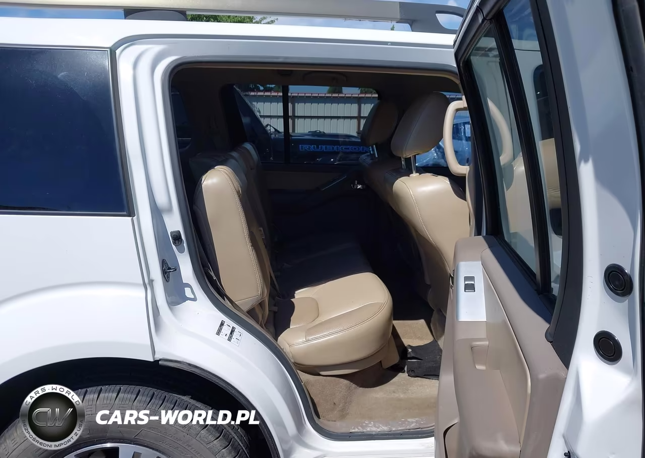 2011 Nissan Pathfinder Silver VIN:5N1AR1NN5BC628668 - 8