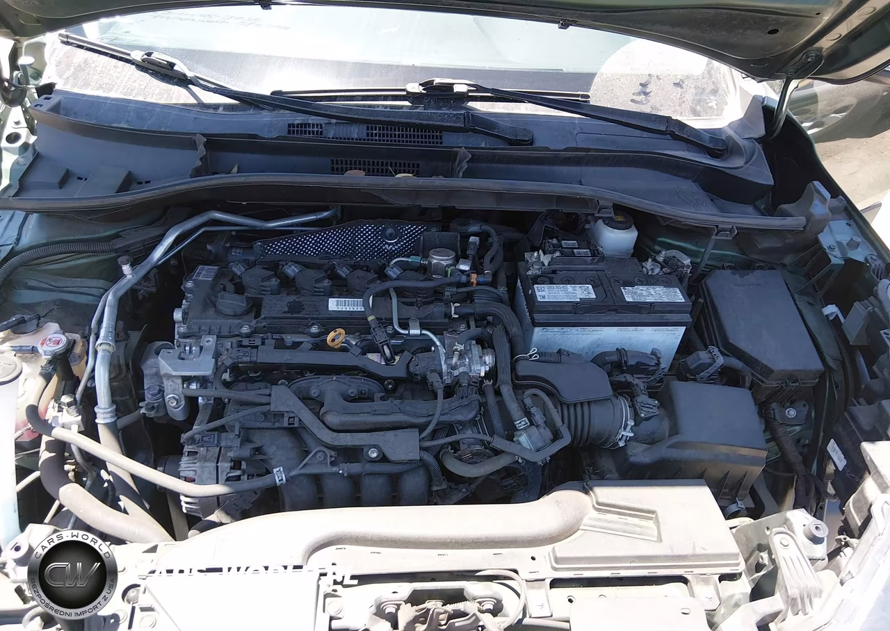 2022 Toyota Corolla Cross Xle VIN:7MUDAABG5NV032371 - 10