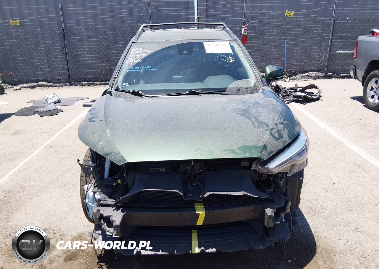 2022 Toyota Corolla Cross Xle VIN:7MUDAABG5NV032371 - 13