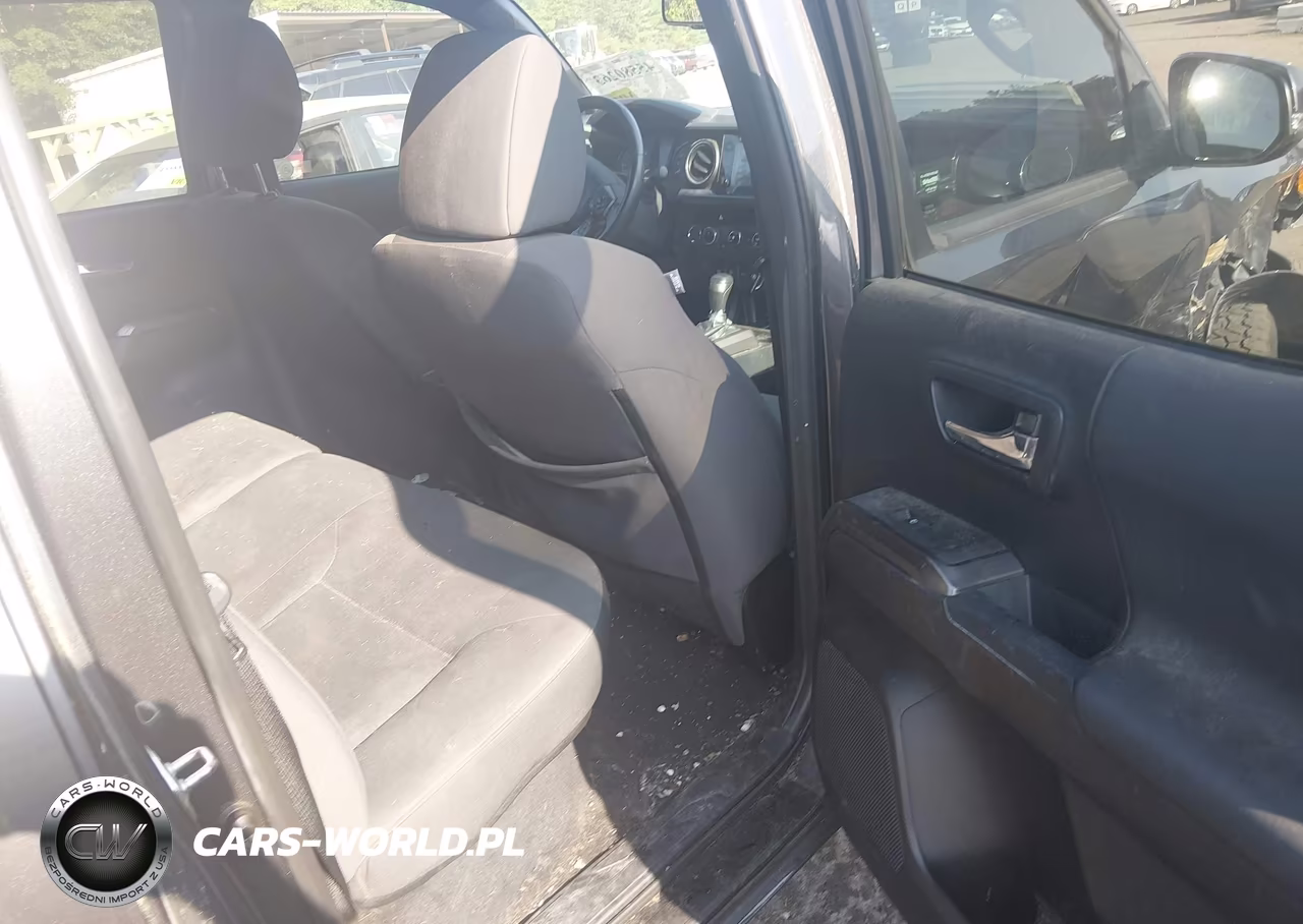 2018 Toyota Tacoma Trd Sport VIN:5TFCZ5AN6JX126334 - 8