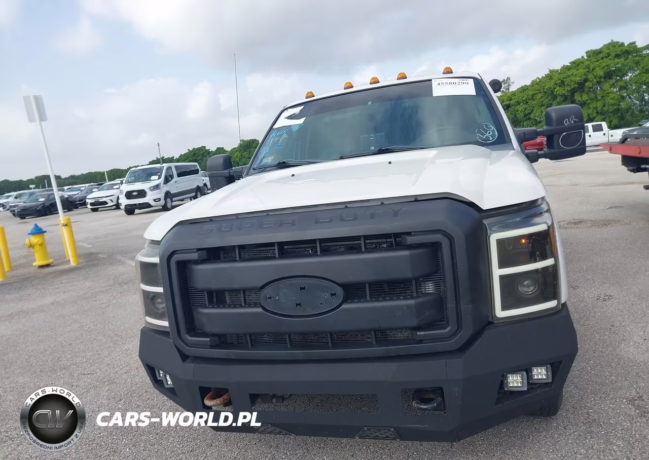 2013 Ford F-350 Chassis Xl VIN:1FDRF3GT5DEA16724 - 11