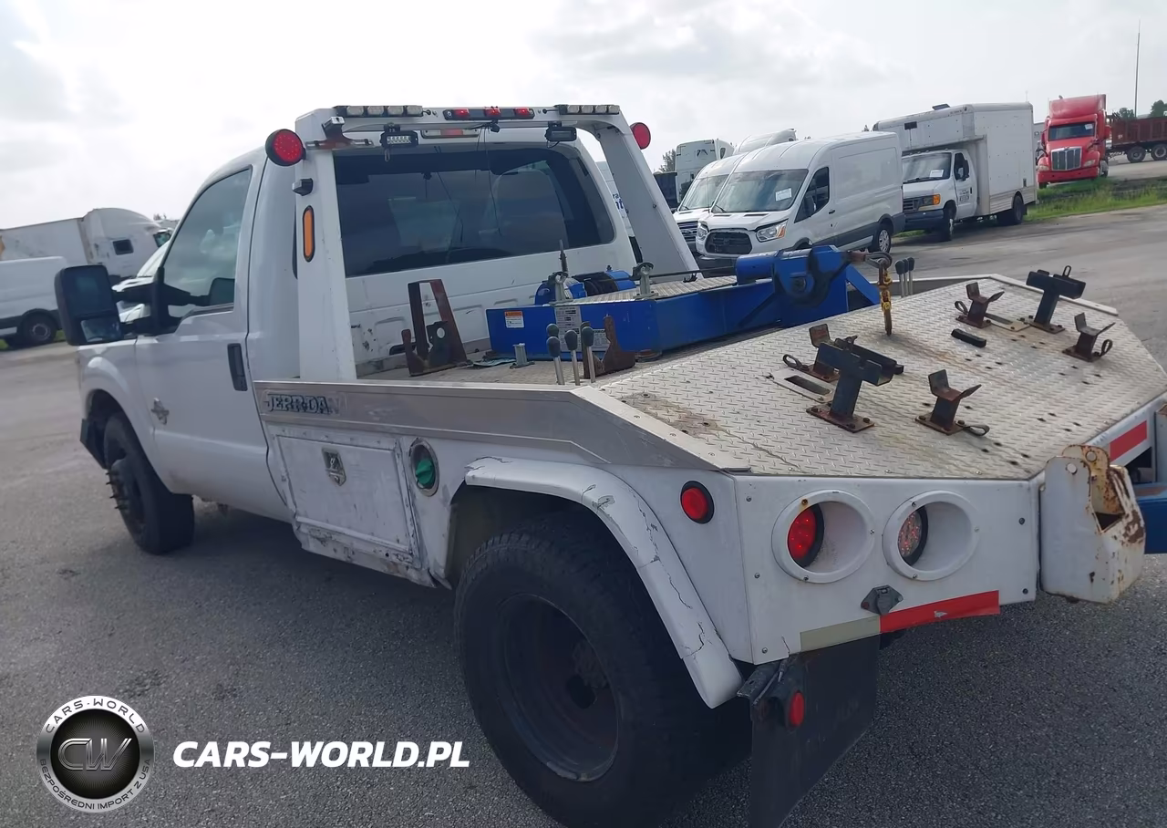 2013 Ford F-350 Chassis Xl VIN:1FDRF3GT5DEA16724 - 16