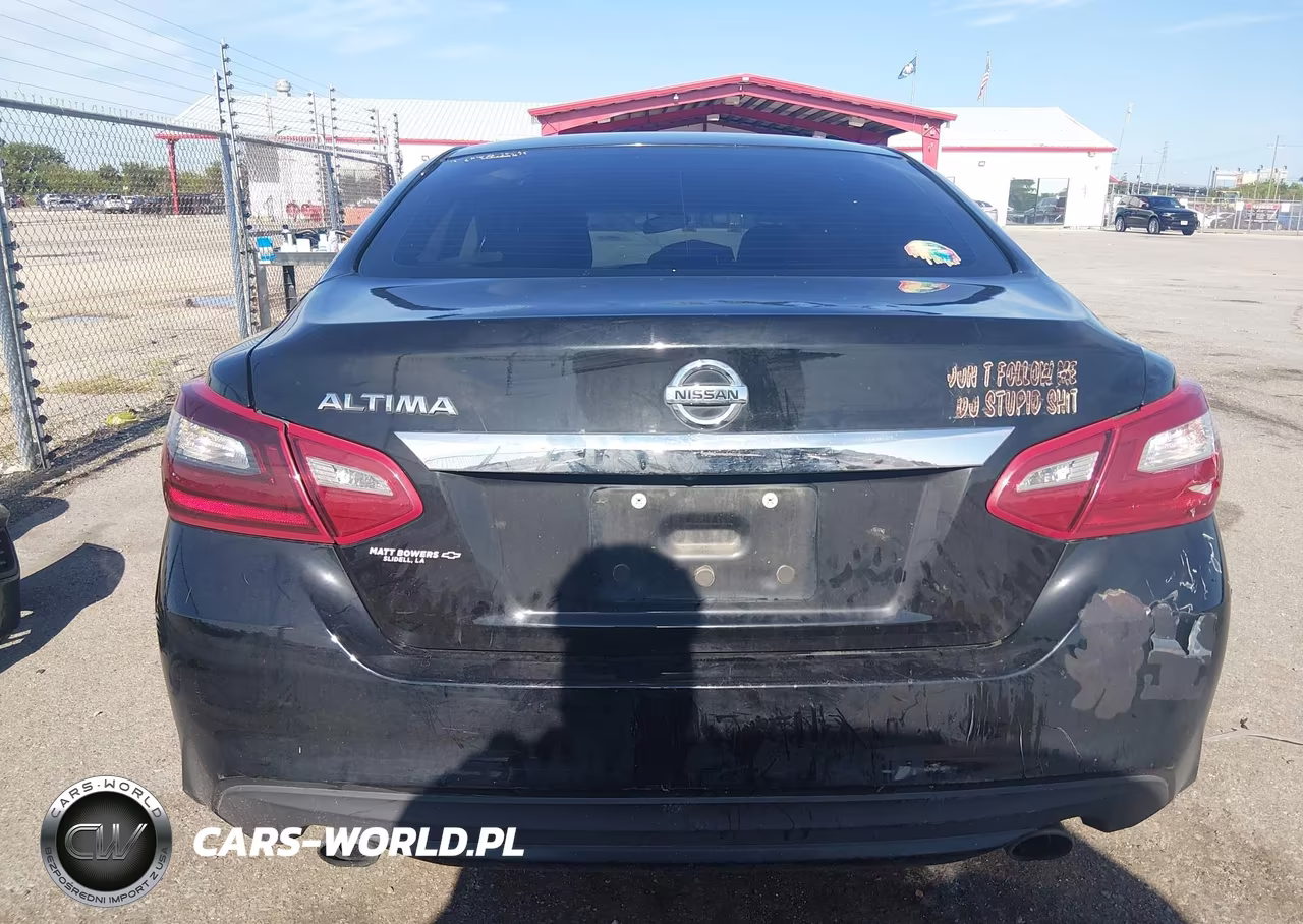 2018 Nissan Altima 2.5 S VIN:1N4AL3AP6JC221682 - 17