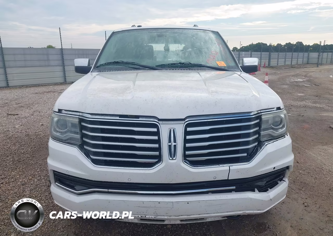 2015 Lincoln Navigator L VIN:5LMJJ3HT2FEJ14460 - 11
