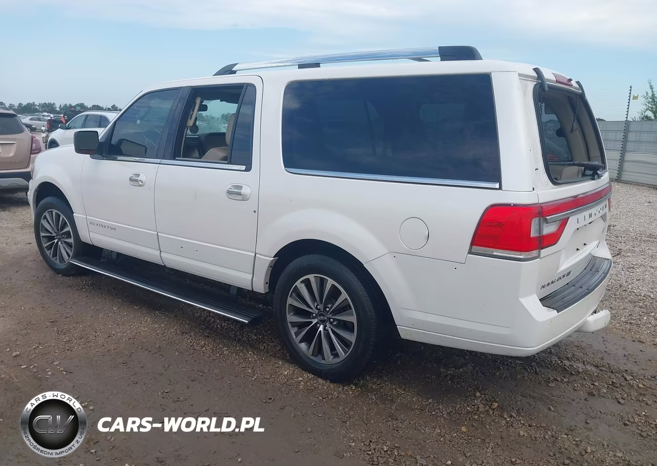 2015 Lincoln Navigator L VIN:5LMJJ3HT2FEJ14460 - 3
