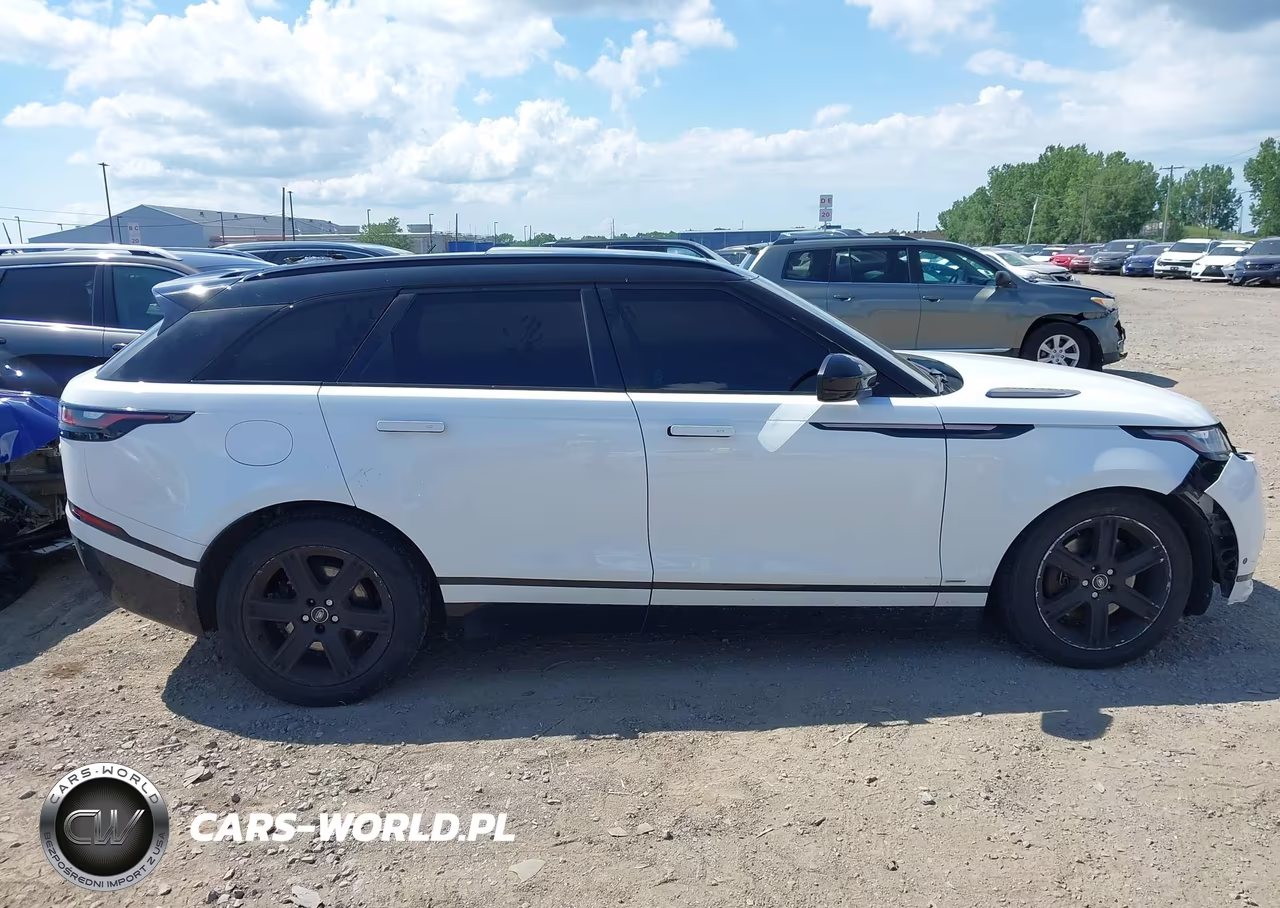 2020 Land Rover Range Rover Velar P380 R-Dynamic Hse VIN:SALYM2EV7LA250172 - 13