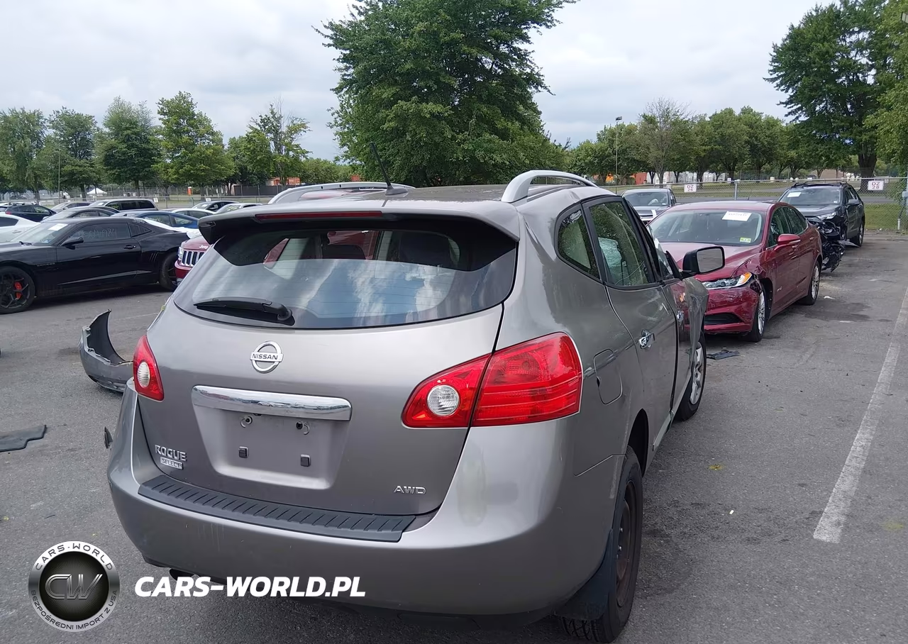 2014 Nissan Rogue Select S VIN:JN8AS5MV2EW719504 - 4