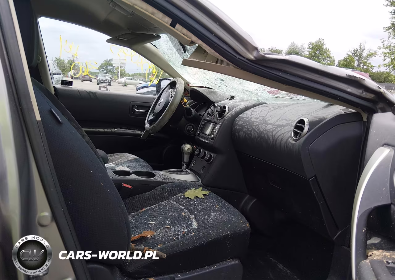2014 Nissan Rogue Select S VIN:JN8AS5MV2EW719504 - 5