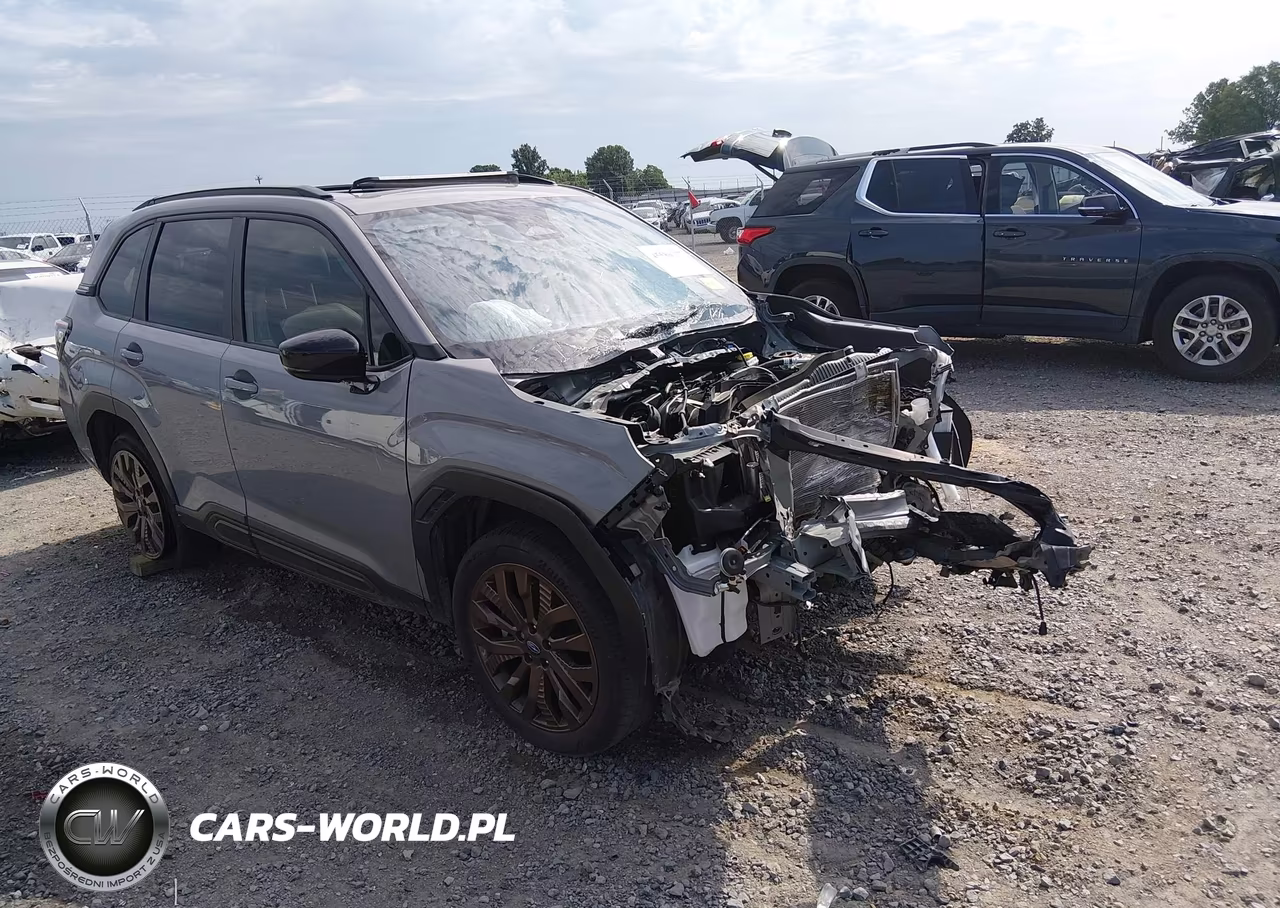 2025 Subaru Forester Sport – zdjęcie 1 z 17