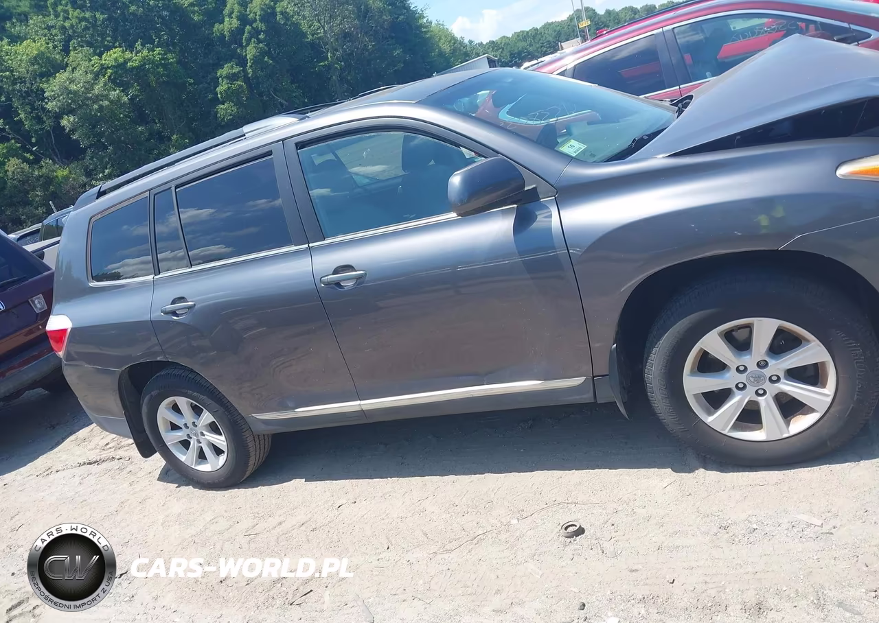 2012 Toyota Highlander Se V6 VIN:5TDBK3EH5CS133888 - 12