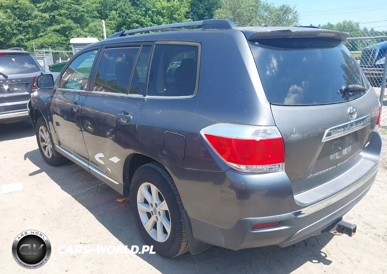 2012 Toyota Highlander Se V6 VIN:5TDBK3EH5CS133888 - 3