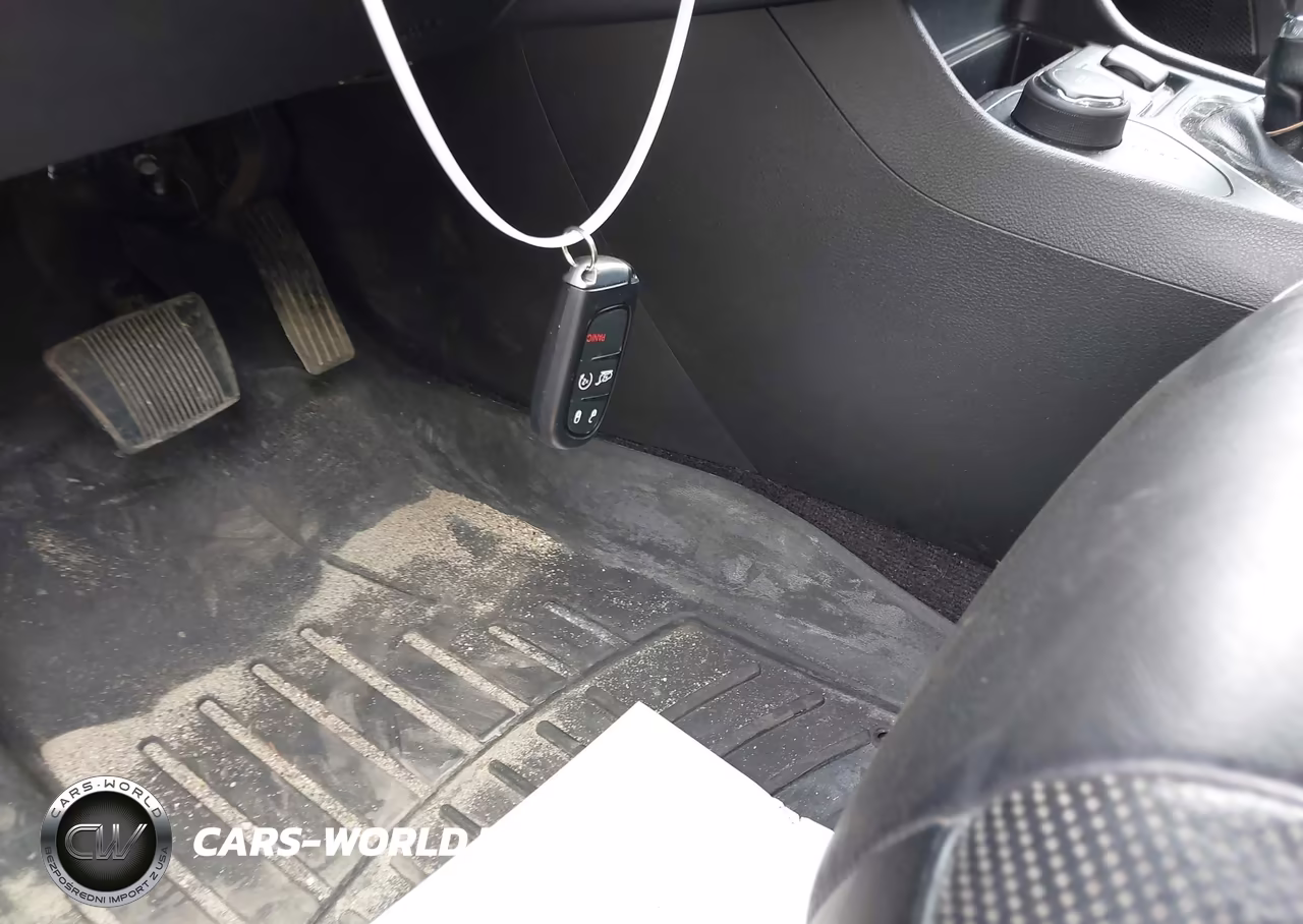 2019 Jeep Cherokee Limited 4X4 VIN:1C4PJMDX8KD238023 - 11