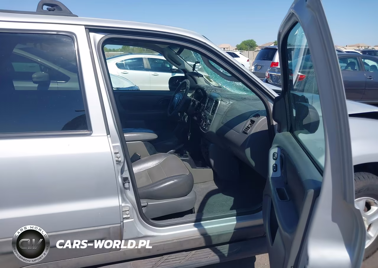 2003 Ford Escape Xlt VIN:1FMYU03123KB53902 - 5